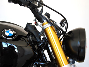 gXR[v@v@BMW R9Tp